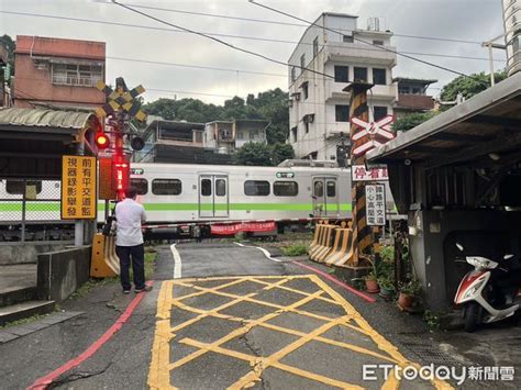 基隆鐵支路位置|實探基隆老司機都熟的「鐵支路」 在地淡然：習以為。